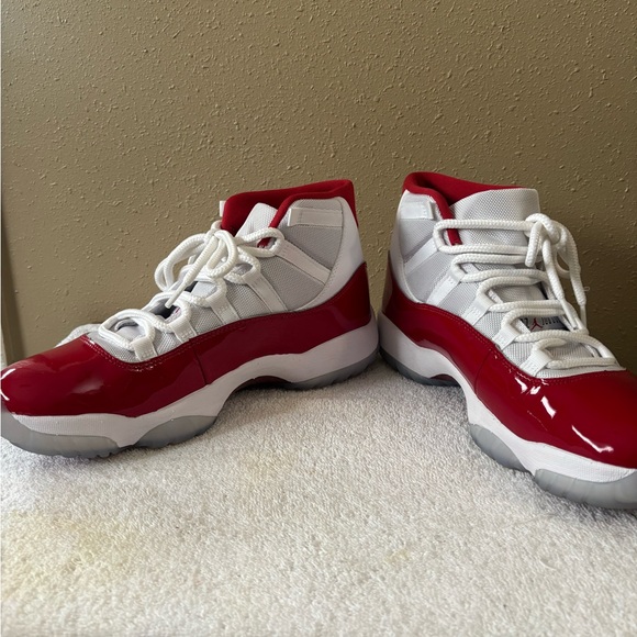 Jordan 11 Retro in White, Red, and Black main image 6